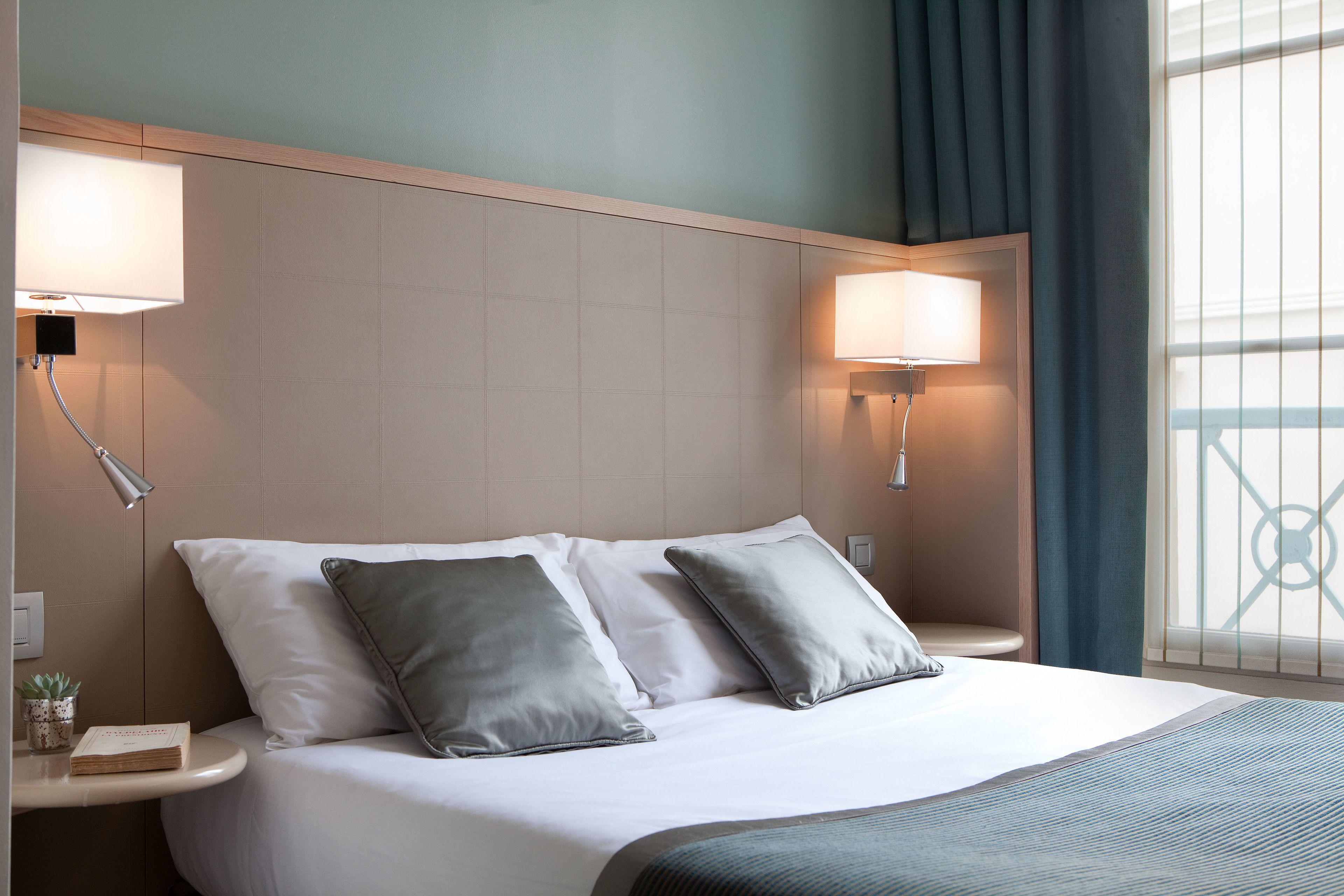 Leonardo Boutique Opera 4*