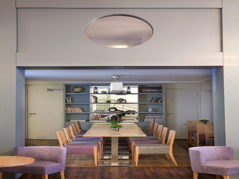 Leonardo Boutique Opera Hotel 4*