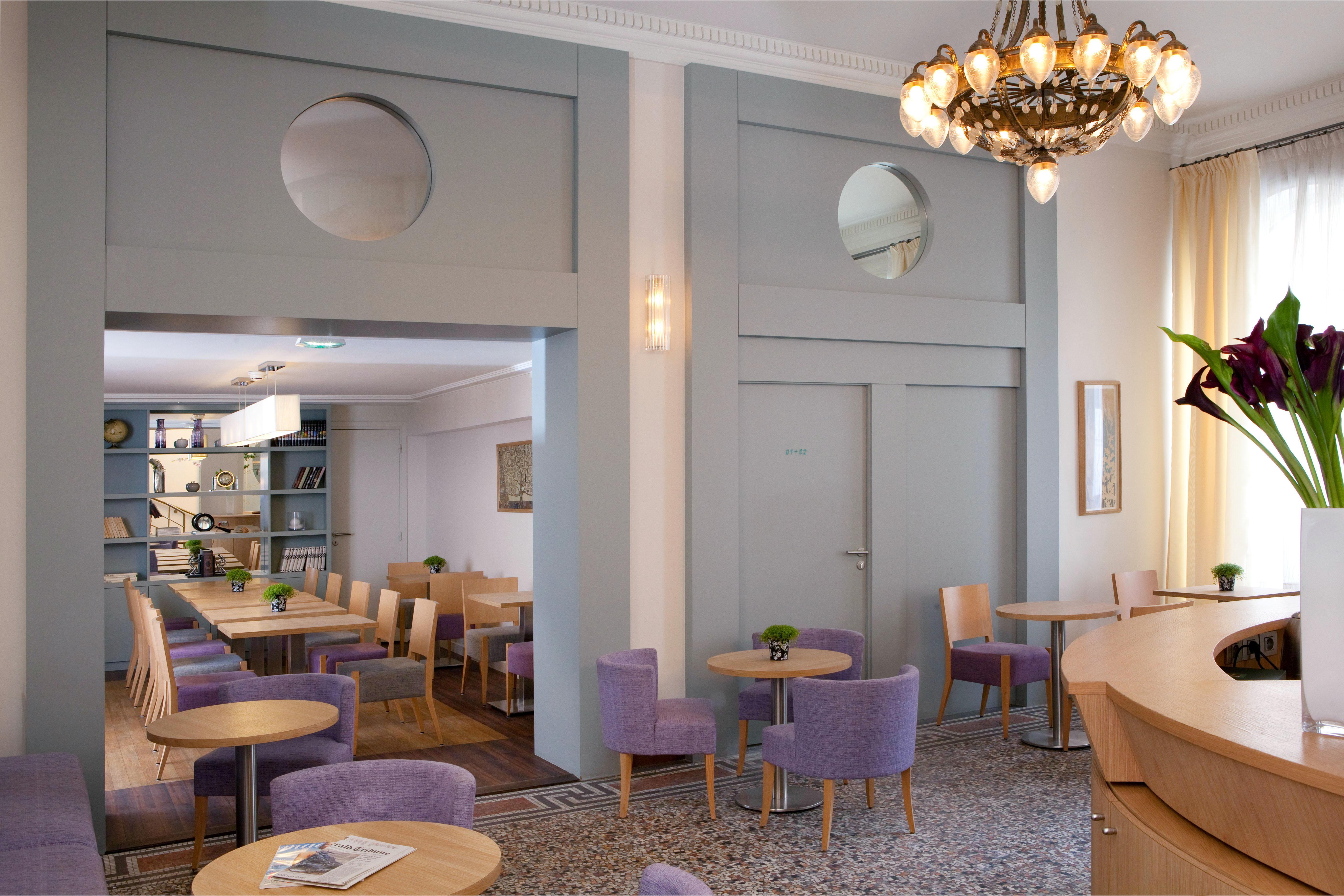 Hotel Leonardo Boutique Opera 4*