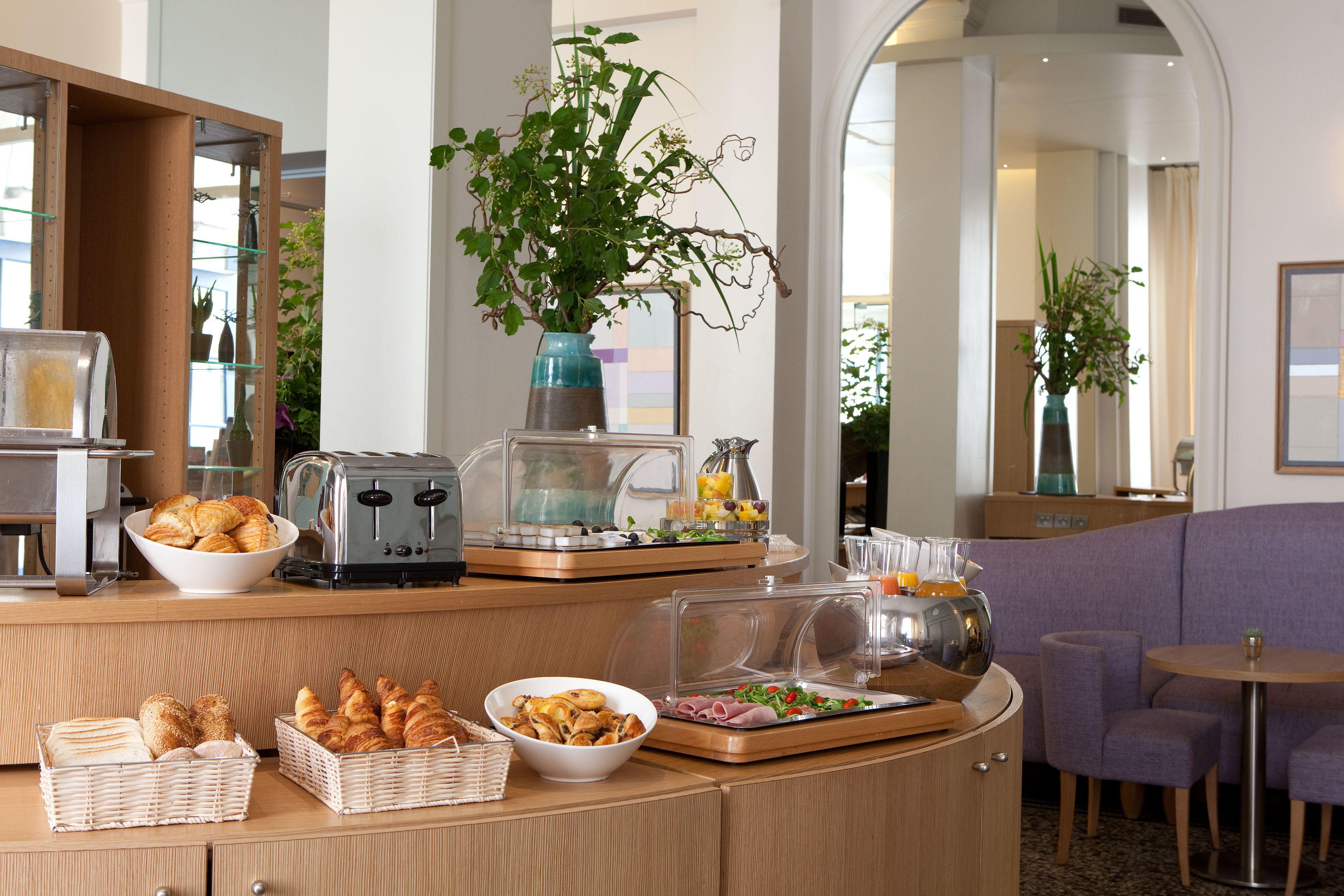 Leonardo Boutique Opera Hotel 4*