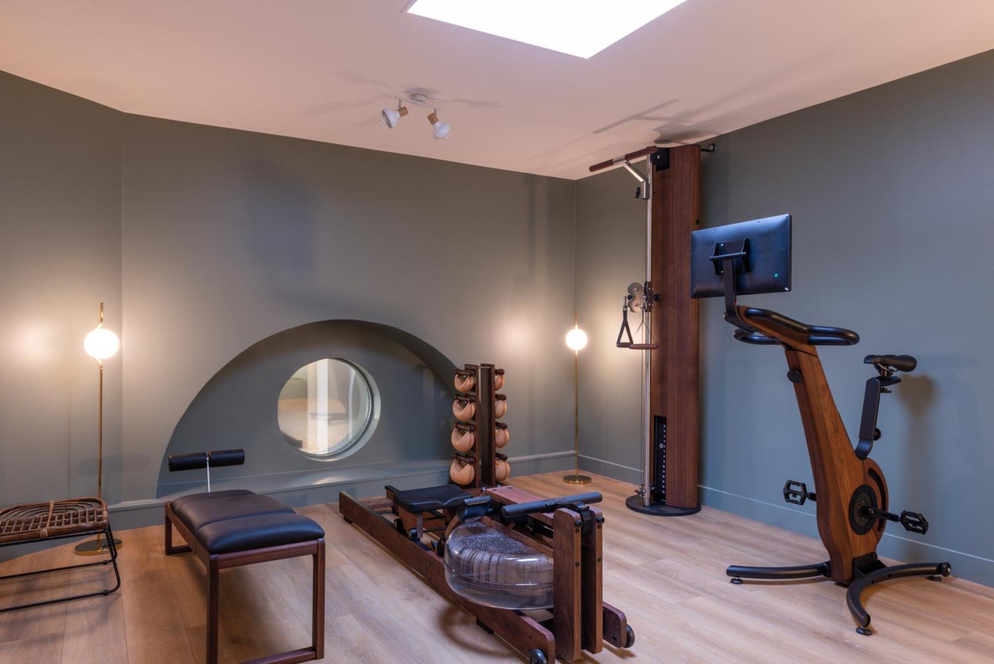 Leonardo Boutique Opera Hotel 4*